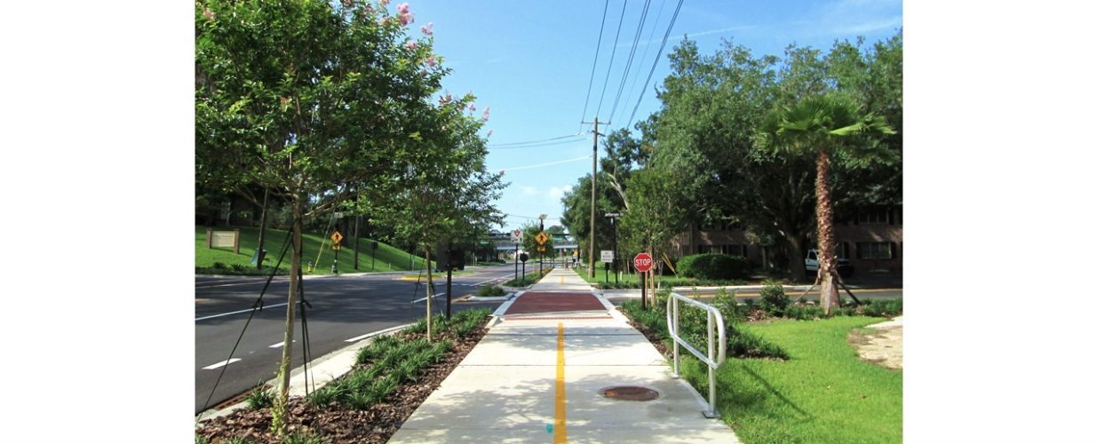 Franklin Boulevard sidewalk by the road