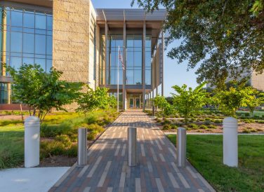 Walkway outside along San Antonio Federal Courthouse